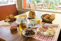 The Originals City, Hôtel Mulhouse Est, Ile Napoleon Hotels in Sausheim