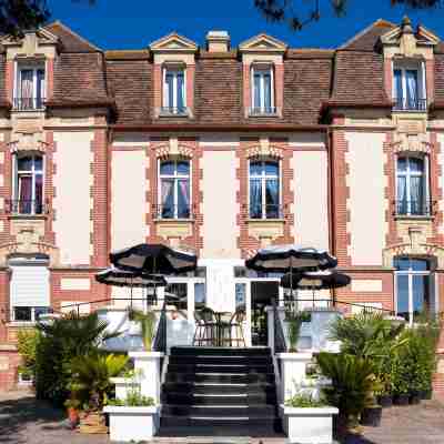 Villa Victoria Hôtel et Spa Hotel Exterior