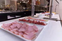 Hilton Miami Airport Blue Lagoon - Breakfast