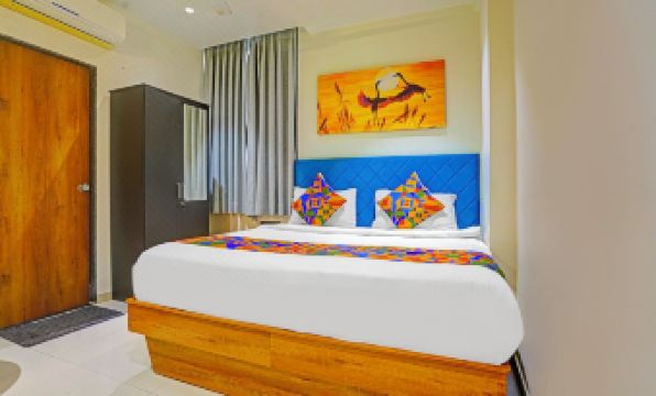 FabHotel Siddharth Inn - Nr Siddharth Bunglows