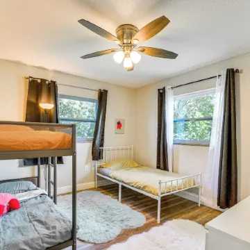 Lakefront Home with Heated Pool, Near Disney