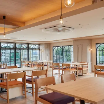 THE GRAND HOTEL GINOWAN