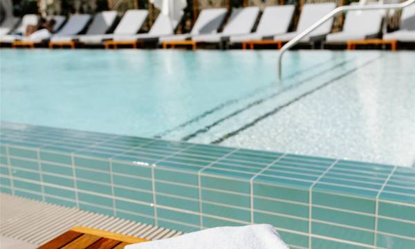 The Ray Hotel Delray Beach, Curio Collection by Hilton