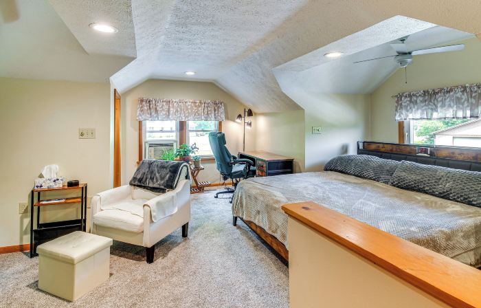 3 Mi to Seneca Lake: Couple's Apt w/ River Access