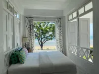 Hua Plee Lazy Beach