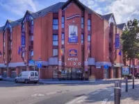 B&B HOTEL Mons Centre Hotels in 