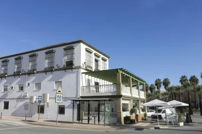 Hotel Restaurante Vía Sevilla - Cádiz by MA 22 Puntos