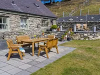 Moelis Granary Hotels in Corwen