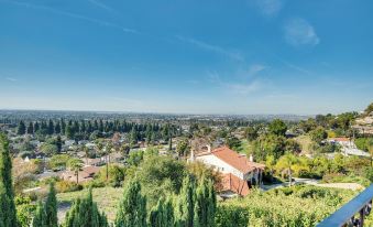 Charming Whittier Home w/ Views: 17 Mi to La