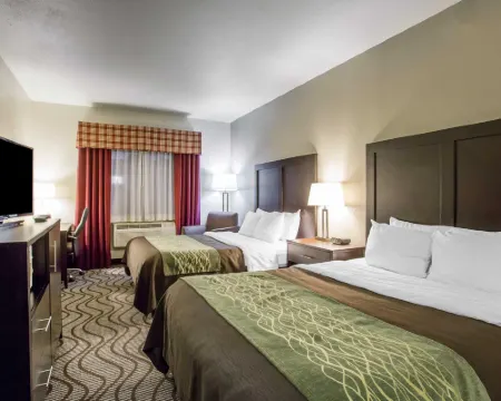 Comfort Inn & Suites Hotels in Mesa County