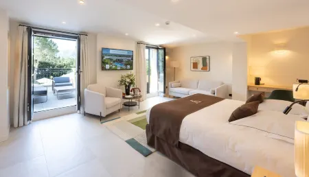 Le Vallon de Valrugues & Spa