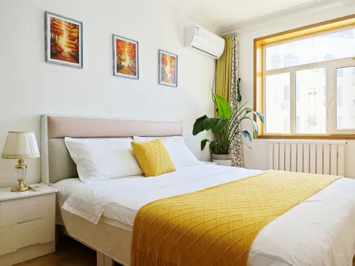 Jun Sao Zhi Jia International Coastal Baths Large Three-Bedroom Two-Bath Apartment (Huanhai Road)