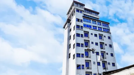 Saint James Marguerita Hotel Douala