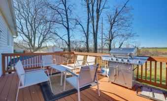 Deck & Grill: Convenient Home in Hummelstown