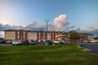 Comfort Inn & Suites St Louis - Chesterfield Hotels in Wildwood