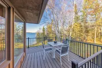 Beautiful home on Lake Pokegama!