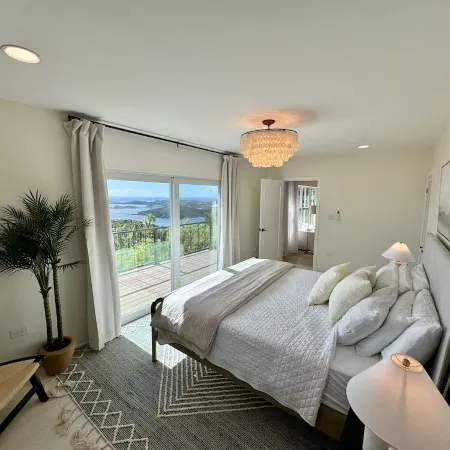 Sunset Terrace – Epic Views, Pool & Family Fun!