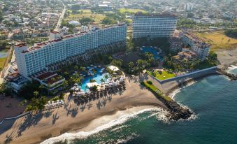 Sheraton Buganvilias Resort & Convention Center
