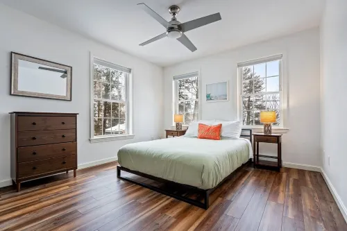 Windham Wind Down-Dock, Kayaks, SUPs, Fishing Rods Hotels in Windham