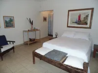 GuestHouse Elephant Ilhabela Các khách sạn gần Curral Beach