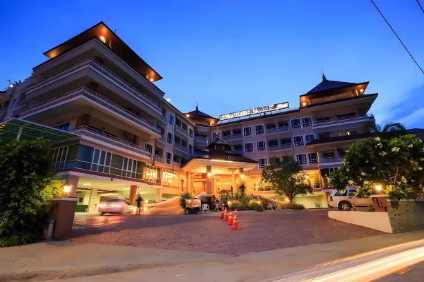Kwanruen Park Hotel