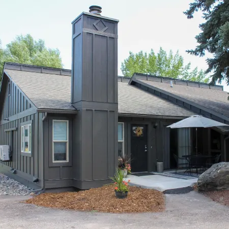 Whitefish Condo w/ Pool Access + Close to Hiking!
