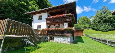 Apartment Iseltal / Vacation in East Tyrol / Matrei in East Tyrol Отели в г. Matrei in Osttirol