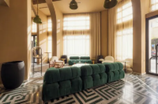 Le Square By Onomo Collection