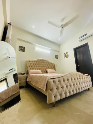 Spacious 3-bedroom apartment with AC, WiFi in DHA Karachi Hotels in 