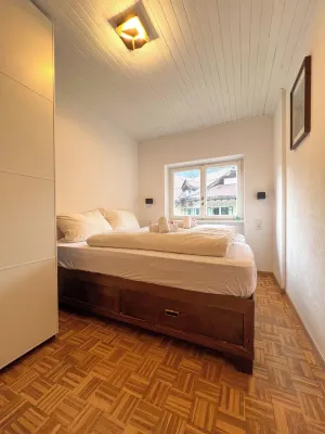 Lovely, cozy apartment 2 min ski lift walk