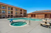 Days Inn by Wyndham Fontana / Rialto Hotels in Fontana