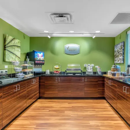 MainStay Suites St. Louis Airport