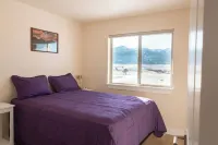 All new inside, 3-bedroom house, WiFi, AC beautiful Paradise Valley Yellowstone Hotels in Emigrant