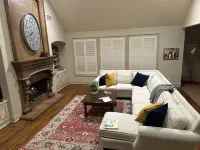 Large comfortable home can accommodate 10. Centrally located  Dallas Ft. Worth