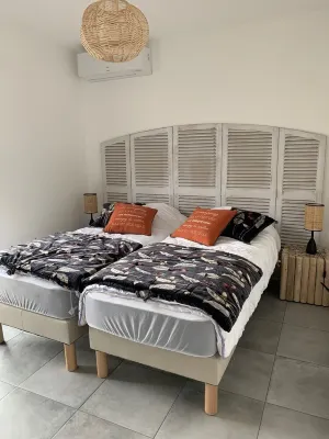 10 min from the beach and 5min from the town center