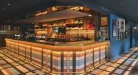 Royal National Hotel - bar