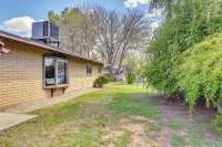 Pet-Friendly Camp Verde Home w/ Gas Grill! - parking
