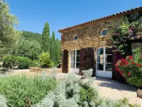 Beautiful stone house in St Clements Vineyards Hotels in La Garde-Freinet