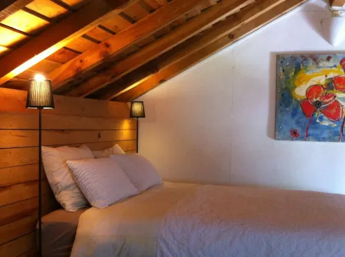 Nice country studio for 2-4p., shared pool, countryside&beach (20 km)