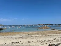 Fisherman's cottage 350m from the beach Hotels in Penvenan