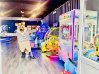 A rare and cosy air-conditioned caravan based on a beautiful family-owned site