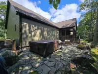 Wintergreen Mountain Top Escape: Steps to Golf, Hiking & High-Country Views