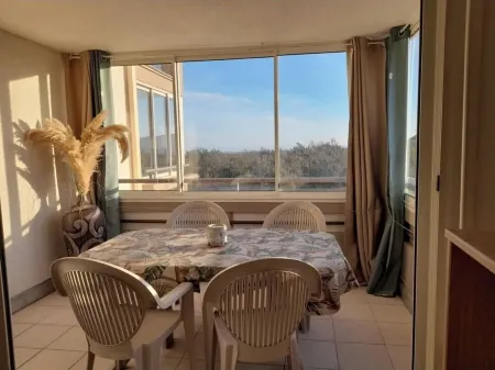 Seaside apartment with sea view - La Rose des Sables Отели в г. Фронтиньян