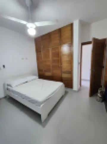 3 bd condo with rooftop across the street from beach! فنادق في 