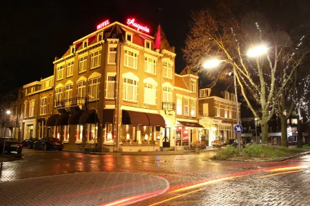 Augusta Hotel Отели в г. Velsen-Zuid