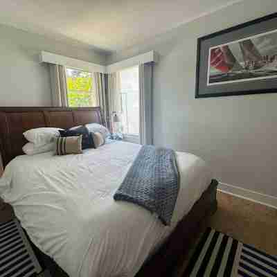 Cozy Vintage Cottage Rooms