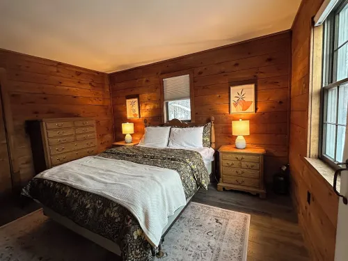 4-bedroom chalet in fabulous Cambridge with WiFi