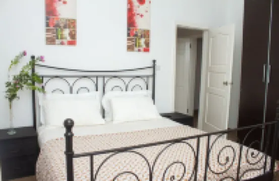 Kerr Ayo's One Bedroom Apartment, 5 minutes Away from Senegambia Beaches.