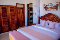 4-bedroom villa in enchanting Pazuri in Kilifi County with AC, WiFi