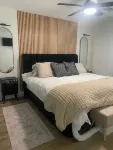 Coastal Calm • 2 Bed • Pet Friendly • 1 Block from the Bay